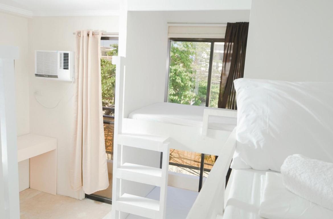 The A Hostel Balabag  ภายนอก รูปภาพ