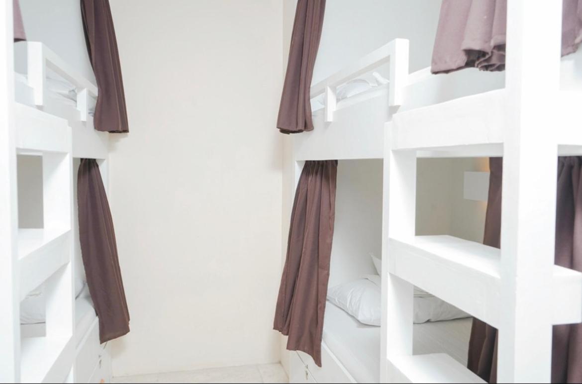 The A Hostel Balabag  ภายนอก รูปภาพ